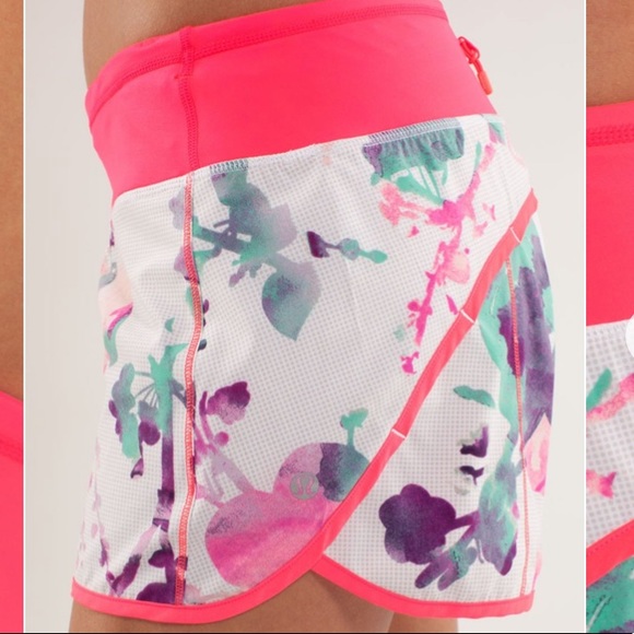 **SOLD** RARE**Lululemon - Turbo Run Shorts - Picture 3 of 8